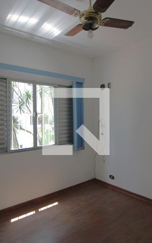 Casa à venda com 309m², 3 quartos e 5 vagasSuíte