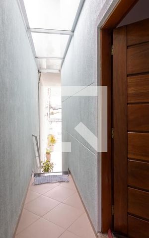Casa à venda com 159m², 3 quartos e 3 vagasCorredor Lateral