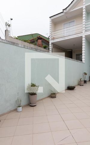 Casa à venda com 159m², 3 quartos e 3 vagasGaragem