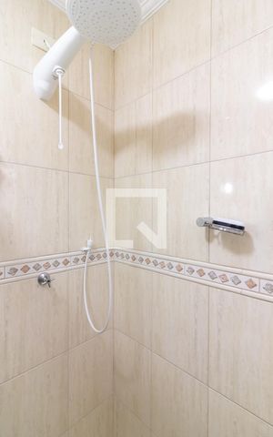 Casa à venda com 159m², 3 quartos e 3 vagasBanheiro da Suíte 1