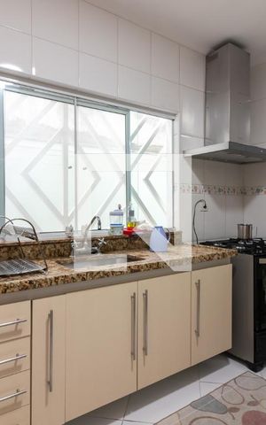 Casa à venda com 159m², 3 quartos e 3 vagasCozinha