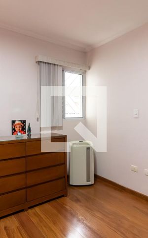 Casa à venda com 159m², 3 quartos e 3 vagasSuíte 2