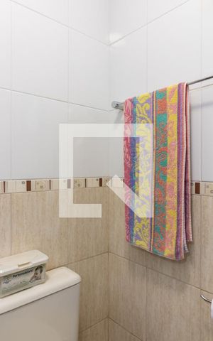 Casa à venda com 159m², 3 quartos e 3 vagasBanheiro da Suíte 3