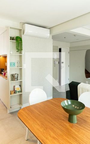 Apartamento à venda com 70m², 2 quartos e 2 vagas Apartamento à venda com 70m², 2 quartos e 2 vagasSala