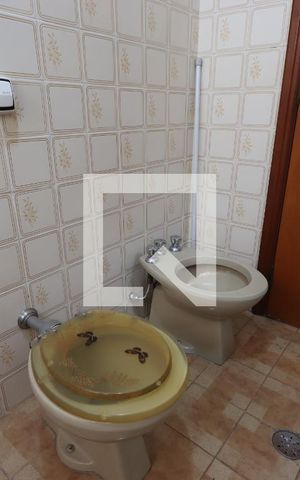 Casa à venda com 170m², 3 quartos e 2 vagasBanheiro da Suíte