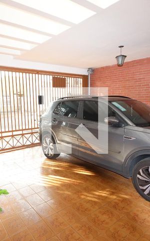 Casa à venda com 170m², 3 quartos e 2 vagasGaragem