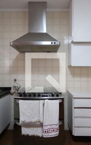 Casa à venda com 170m², 3 quartos e 2 vagasCozinha