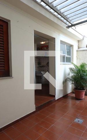 Casa à venda com 170m², 3 quartos e 2 vagasQuintal