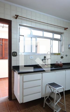 Casa à venda com 170m², 3 quartos e 2 vagasCozinha
