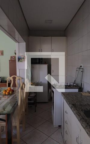 Casa à venda com 180m², 3 quartos e 3 vagasCozinha 