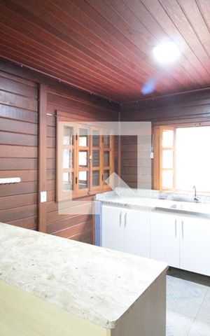 Casa à venda com 304m², 3 quartos e 6 vagasCasa 2 - Cozinha