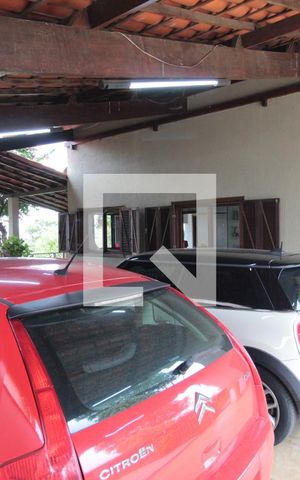 Casa à venda com 304m², 3 quartos e 6 vagasCasa 1 - Garagem