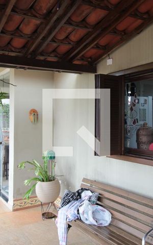 Casa à venda com 304m², 3 quartos e 6 vagasCasa 1 - Área Gourmet