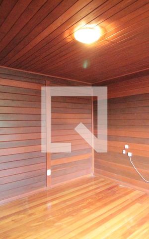 Casa à venda com 304m², 3 quartos e 6 vagasCasa 2 - Quarto