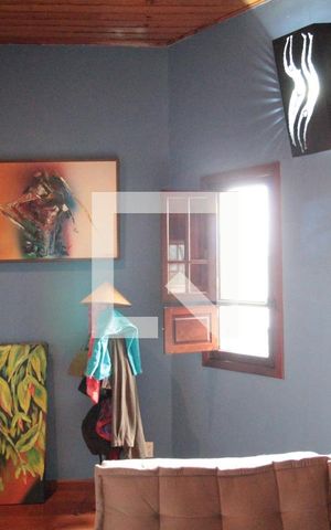 Casa à venda com 304m², 3 quartos e 6 vagasCasa 1 - Sala de TV