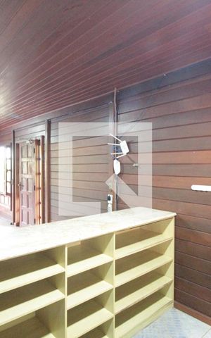 Casa à venda com 304m², 3 quartos e 6 vagasCasa 2 - Cozinha