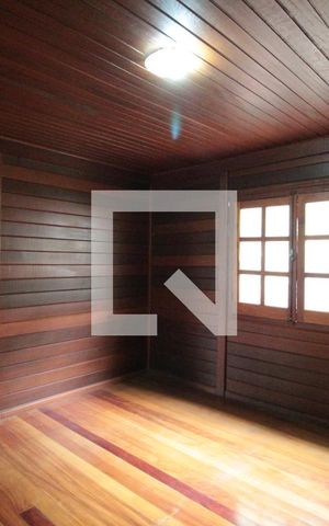 Casa à venda com 304m², 3 quartos e 6 vagasCasa 2 - Suite