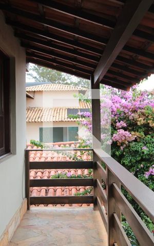Casa à venda com 304m², 3 quartos e 6 vagasCasa 1 - Varanda da Suite