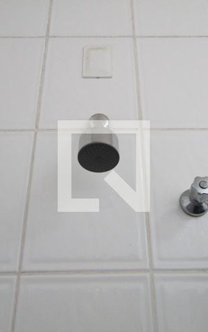 Casa à venda com 304m², 3 quartos e 6 vagasCasa 1 - Banheiro da Suite