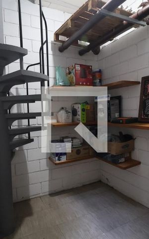 Casa de condomínio à venda com 132m², 3 quartos e 3 vagasDespensa