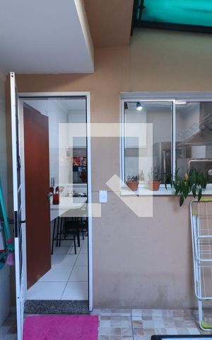 Casa de condomínio à venda com 132m², 3 quartos e 3 vagasÁrea de Serviço