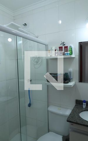 Casa de condomínio à venda com 132m², 3 quartos e 3 vagasBanheiro Social