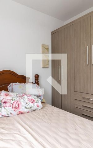 Casa à venda com 200m², 3 quartos e 2 vagasSuíte