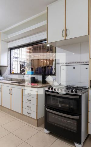 Casa à venda com 200m², 3 quartos e 2 vagasCozinha