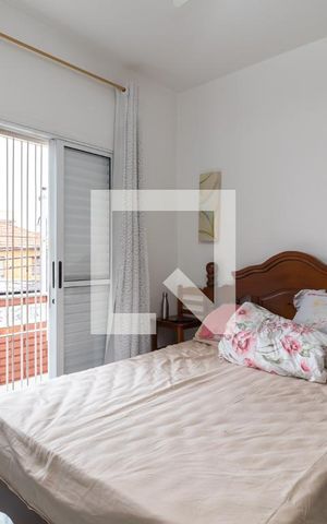 Casa à venda com 200m², 3 quartos e 2 vagasSuíte