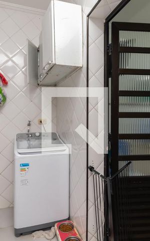 Casa à venda com 200m², 3 quartos e 2 vagasÁrea de Serviço