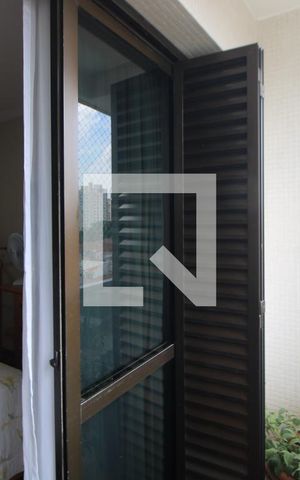 Apartamento à venda com 170m², 4 quartos e 2 vagasSuíte 2 - Varanda