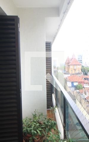 Apartamento à venda com 170m², 4 quartos e 2 vagasSuíte 2 - Varanda