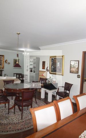 Apartamento à venda com 170m², 4 quartos e 2 vagasSala
