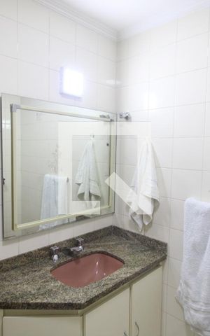 Apartamento à venda com 170m², 4 quartos e 2 vagasBanheiro