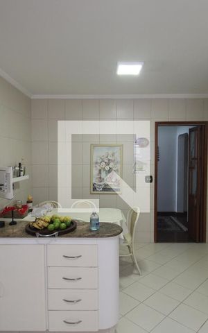 Apartamento à venda com 170m², 4 quartos e 2 vagasCozinha