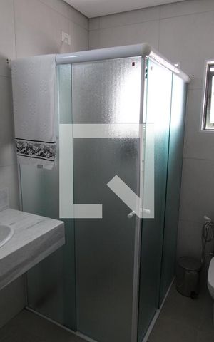 Casa à venda com 200m², 3 quartos e 2 vagasBanheiro 2