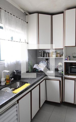 Casa à venda com 200m², 3 quartos e 2 vagasCozinha