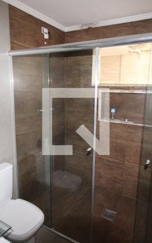 Casa à venda com 200m², 3 quartos e 2 vagasBanheiro 3