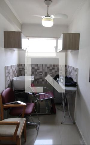 Casa à venda com 200m², 3 quartos e 2 vagasÁrea de Serviço