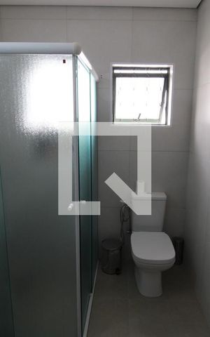 Casa à venda com 200m², 3 quartos e 2 vagasBanheiro 2