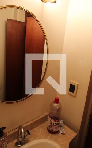 Casa à venda com 200m², 3 quartos e 2 vagasLavabo