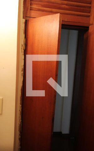 Casa à venda com 200m², 3 quartos e 2 vagasLavabo