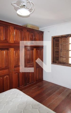 Casa à venda com 200m², 3 quartos e 2 vagasQuarto 1