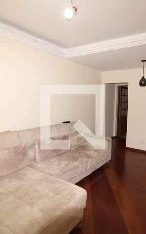 Casa à venda com 200m², 3 quartos e 2 vagasSala