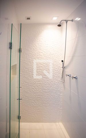 Apartamento à venda com 67m², 3 quartos e 1 vagaBanheiro Social
