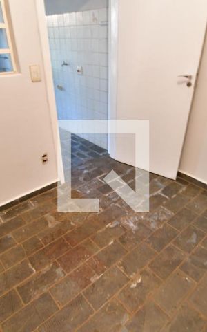 Casa para alugar com 140m², 2 quartos e sem vagaQuarto
