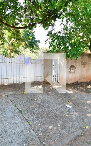 Casa para alugar com 140m², 2 quartos e sem vagaFachada