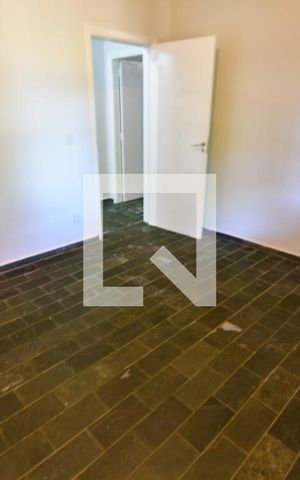Casa para alugar com 140m², 2 quartos e sem vagaQuarto