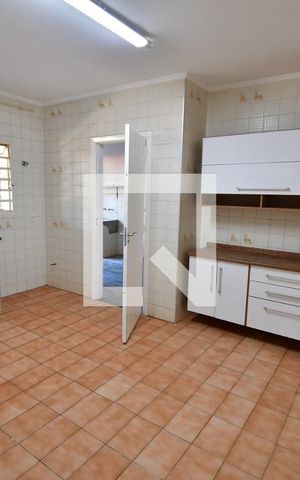Casa para alugar com 140m², 2 quartos e sem vagaCozinha