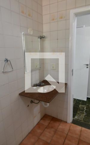 Casa para alugar com 140m², 2 quartos e sem vagaBanheiro